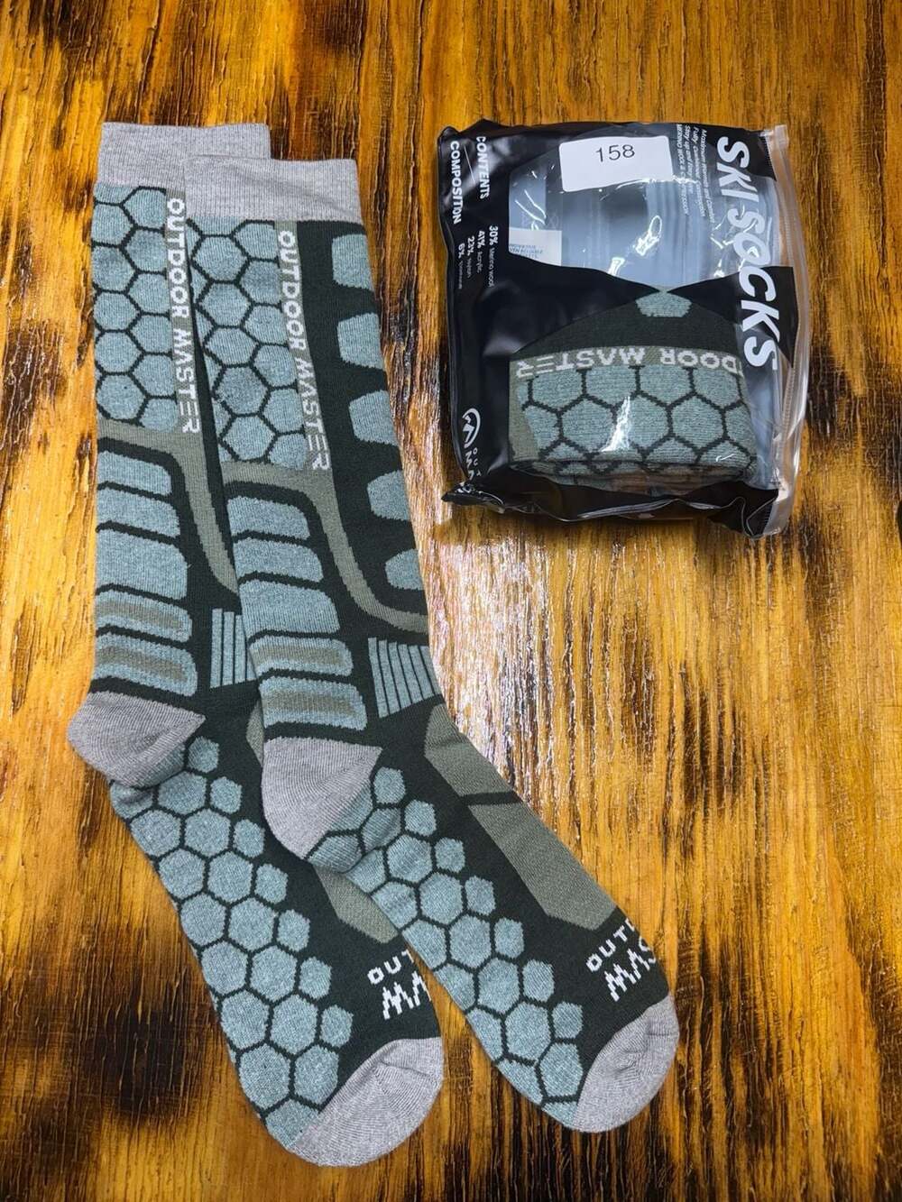 OutdoorMaster Adult Compression Wool Ski Socks 2 Pairs Dark Green XL